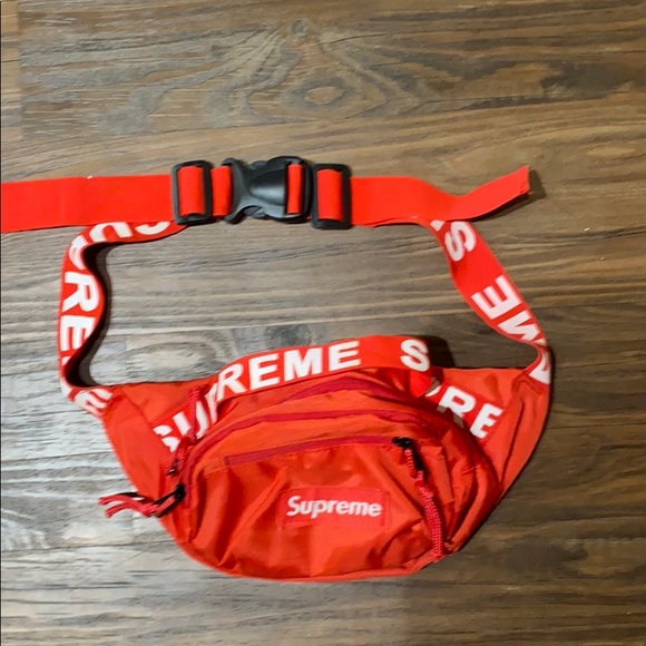 boy fanny pack supreme